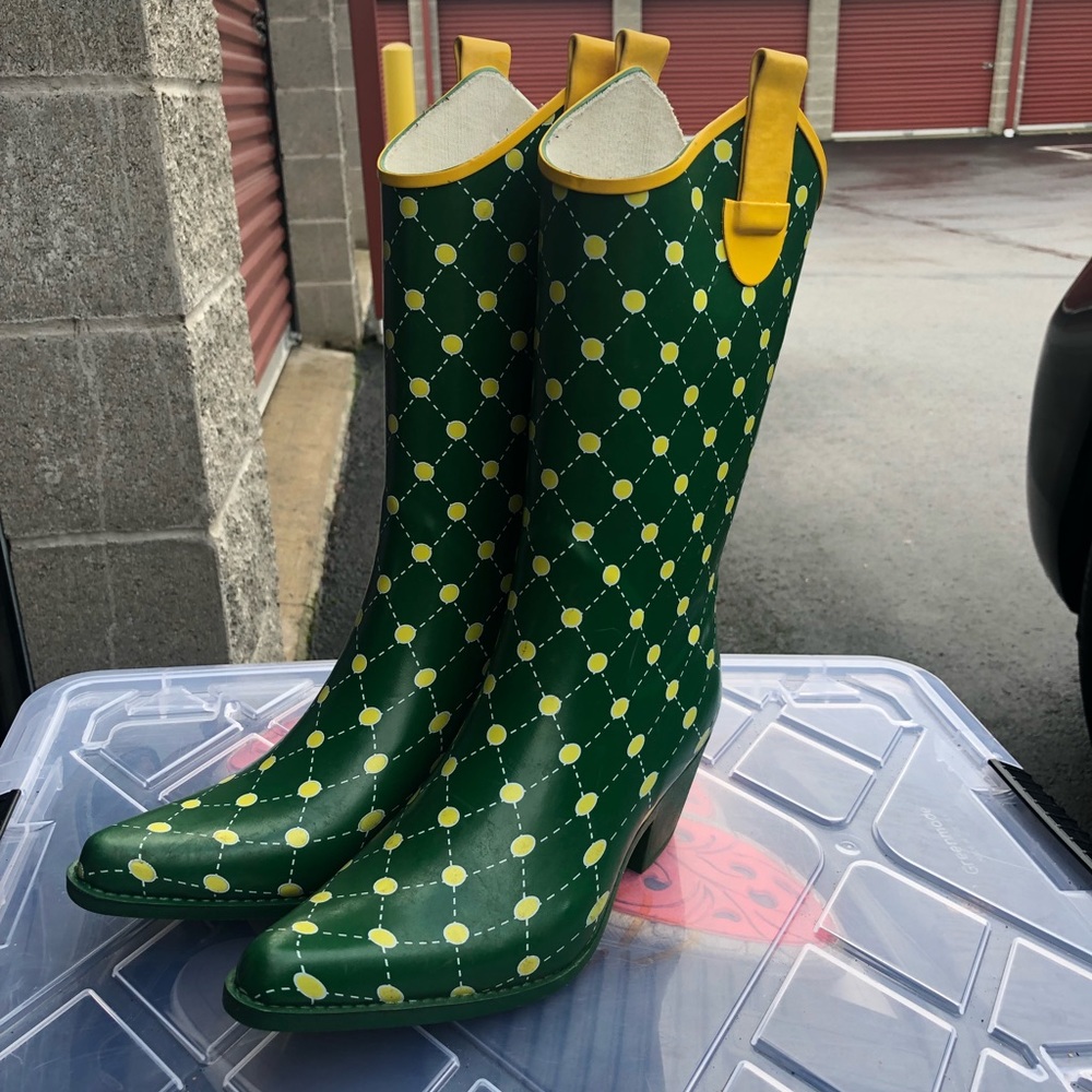 Stadium Stompers Women's Green Yellow Rubber Wellies knee High Boots Size 6